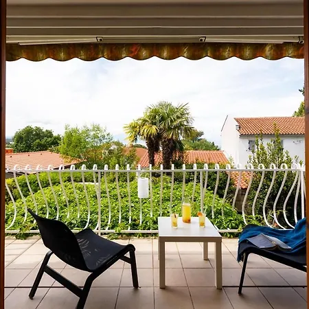 Apartment By The Sea Vantacici, Krk - 19279 *